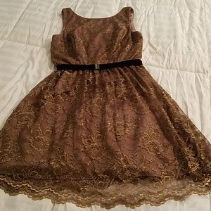 Jessica Simpson lace overlay mini dress Sz 4
